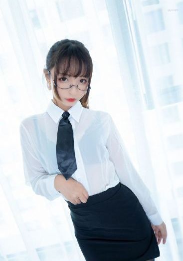 午夜精品小视频