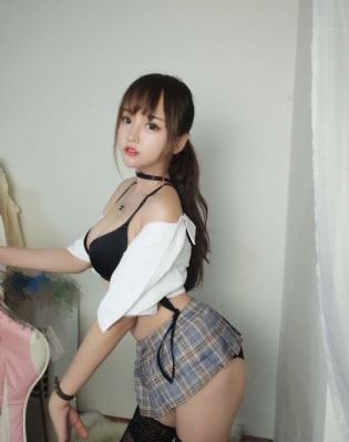 裙底有野兽