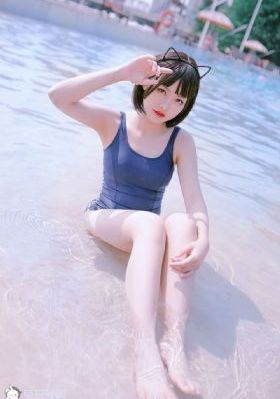 我和闺蜜在公车被cao污文