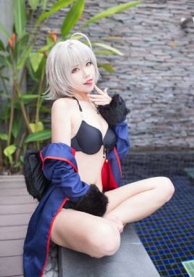 新瓶梅
