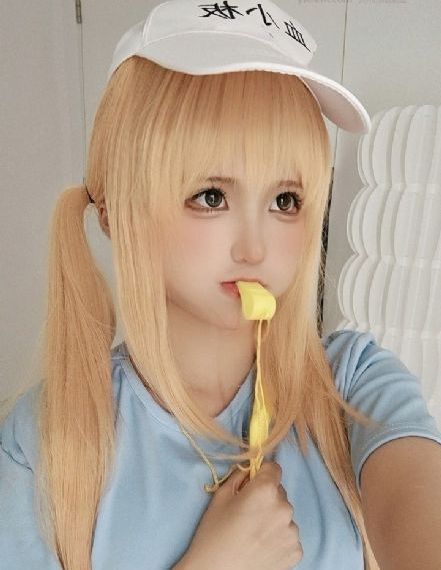 裙子里面的怪兽