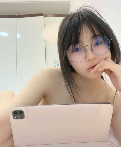 中文字幕隔壁黑人邻居